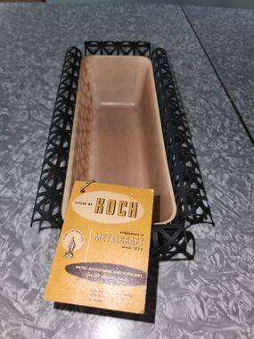 KOCH Black Metal Bread Basket with Cream Ceramic Liner